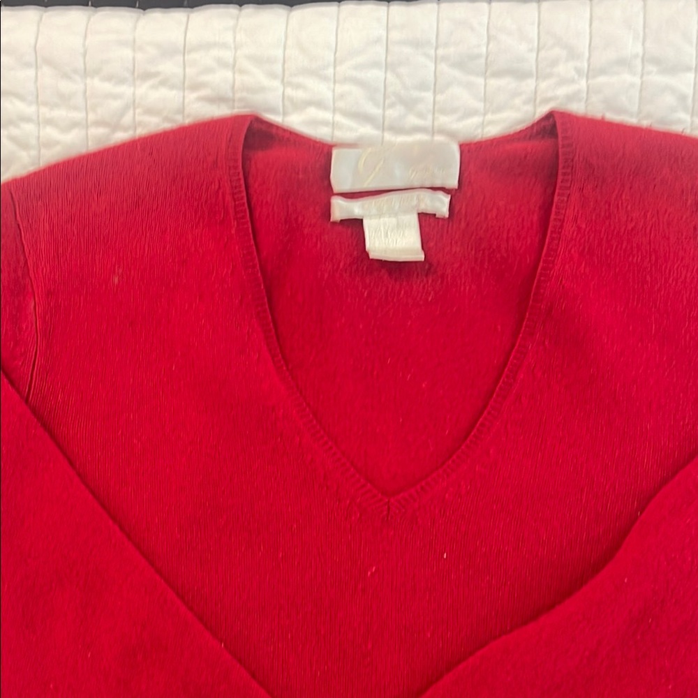 Red V-Neck CASHMERE sweater